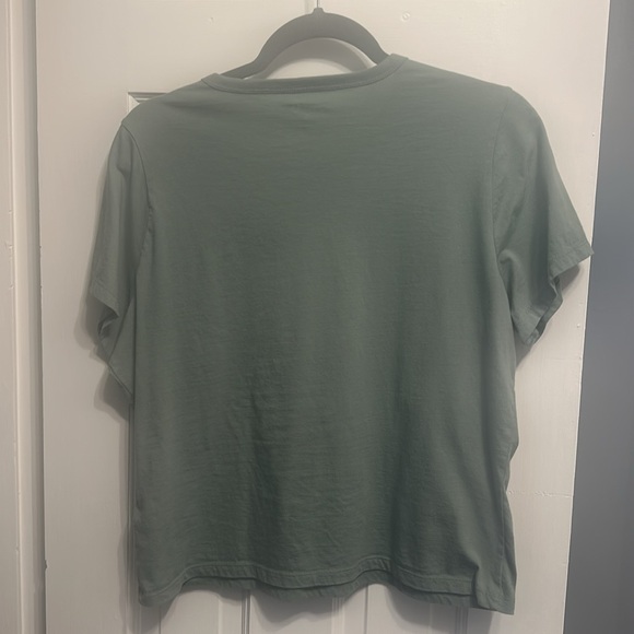 Abercrombie & Fitch Essential Polished Body-Skimming Tee M - Picture 2 of 4